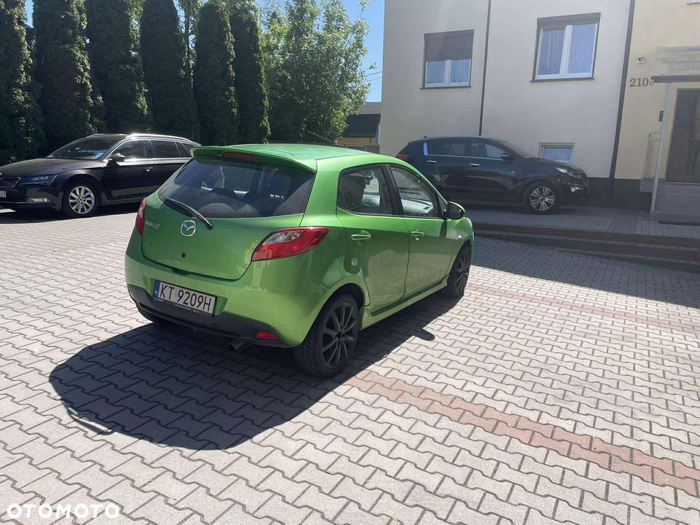 Mazda 2 - 5