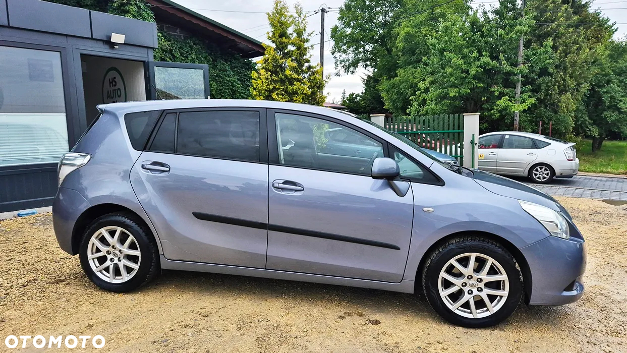 Toyota Verso 1.8 Premium EU5 7os - 8