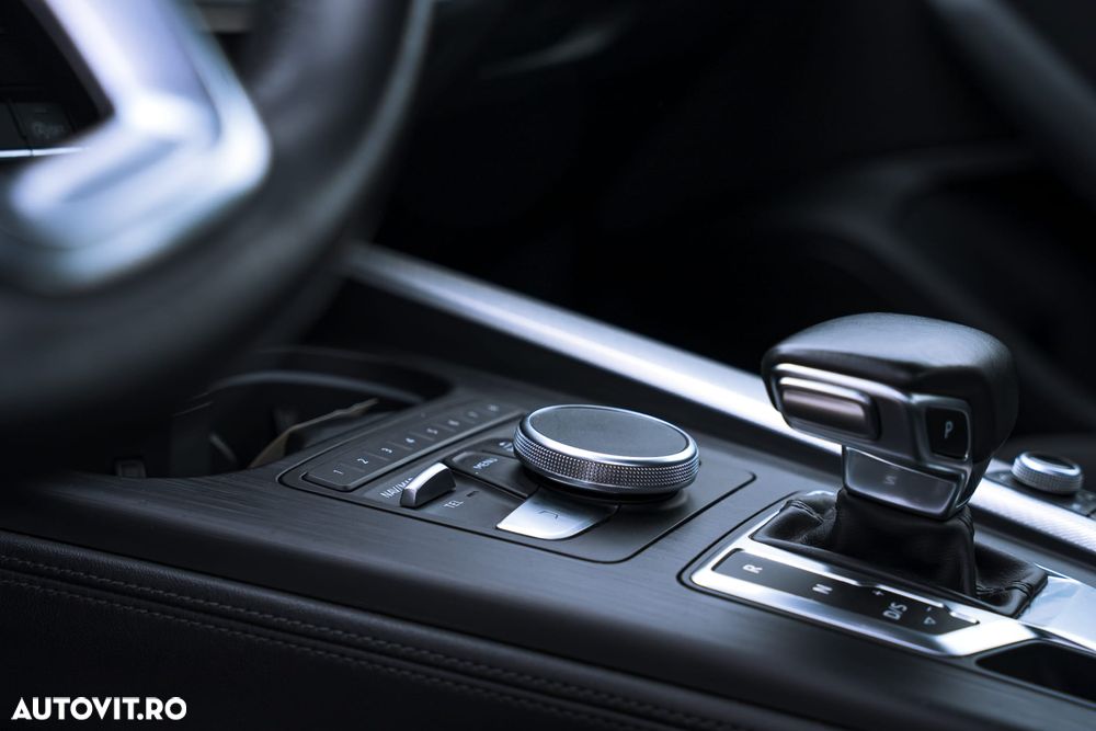 Audi A4 35 TFSI S tronic - 19