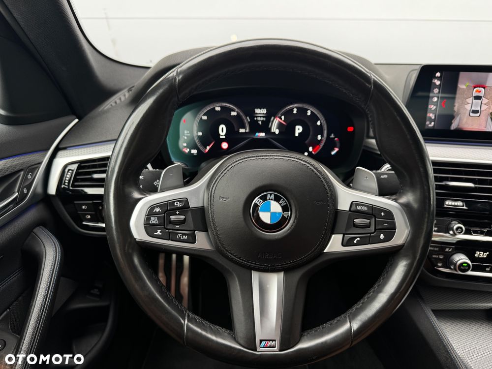 BMW Seria 5 520d xDrive M Sport sport - 21