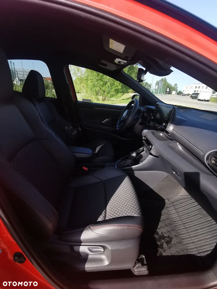 Toyota Yaris Hybrid 1.5 Premiere Edition - 19
