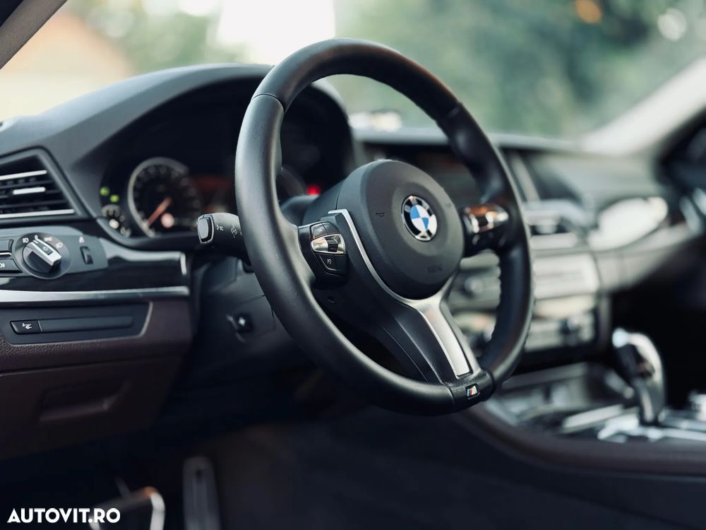 BMW Seria 5 520d xDrive Aut. - 11