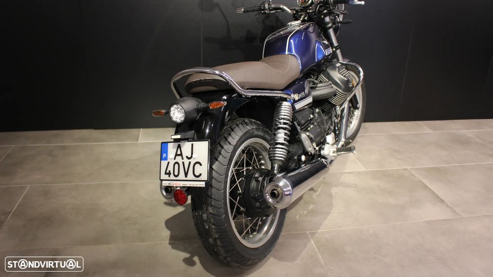Moto Guzzi V7 SPECIAL - 8