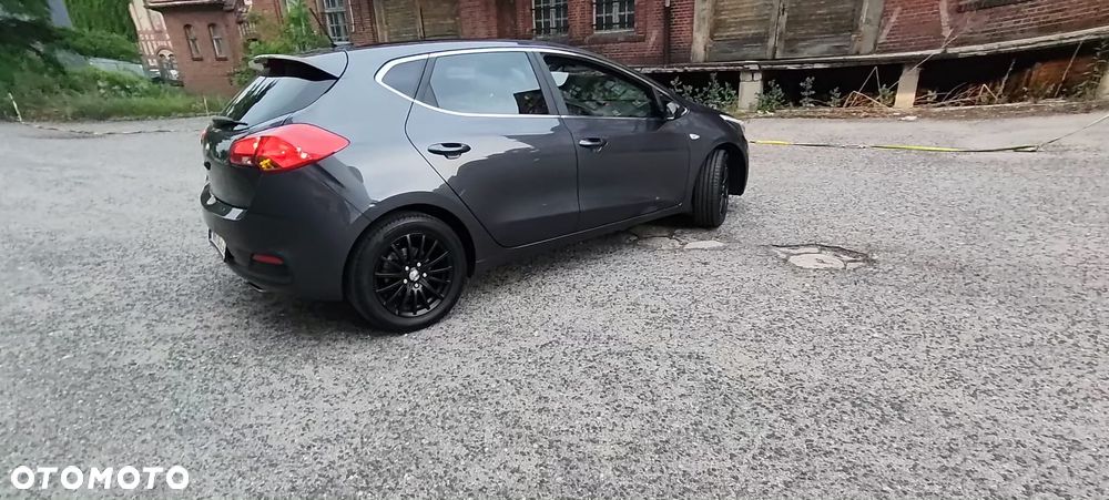 Kia Ceed 1.4 M - 4