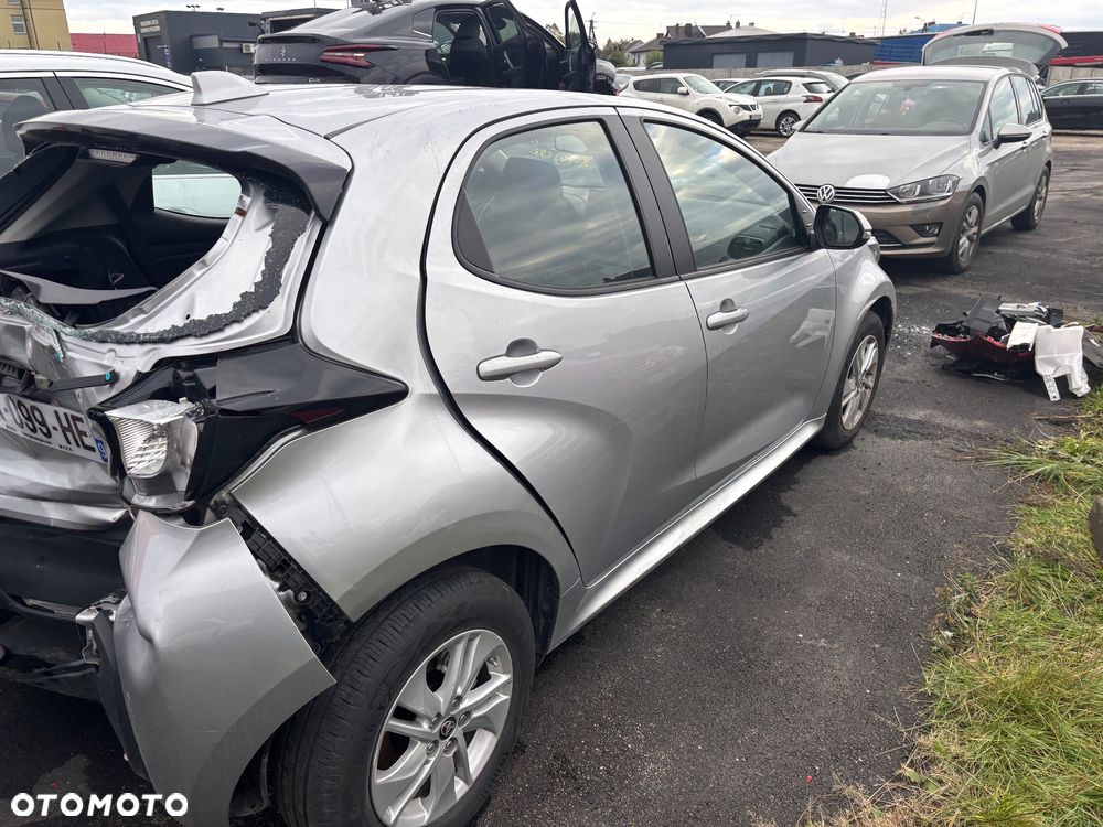 Toyota Yaris 130 1.5 VVT-i Style - 5