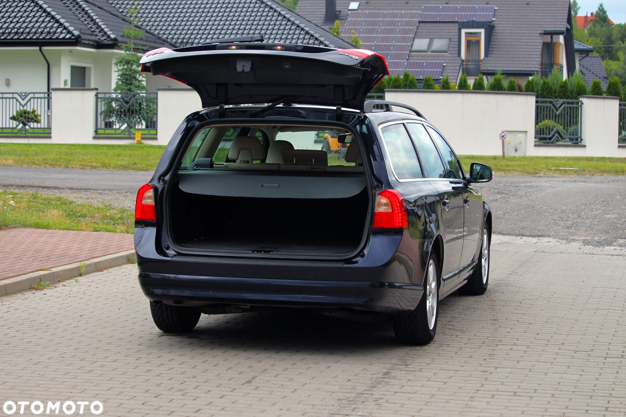 Volvo V70 1.6D DRIVe Momentum - 12
