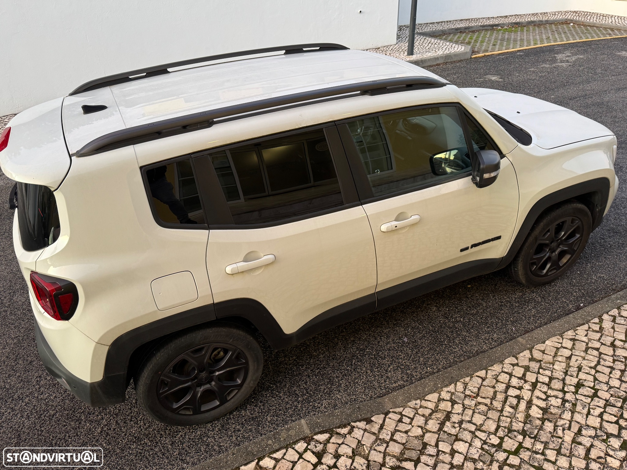 Jeep Renegade 1.0 T Sport - 4