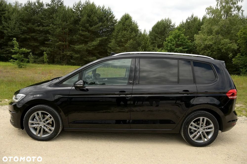 Volkswagen Touran 2.0 TDI SCR Highline - 4