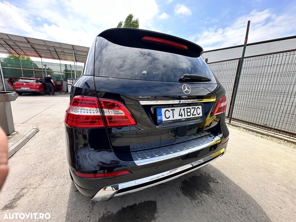 Mercedes-Benz ML 350 BlueTEC 4MATIC 7G-TRONIC - 11