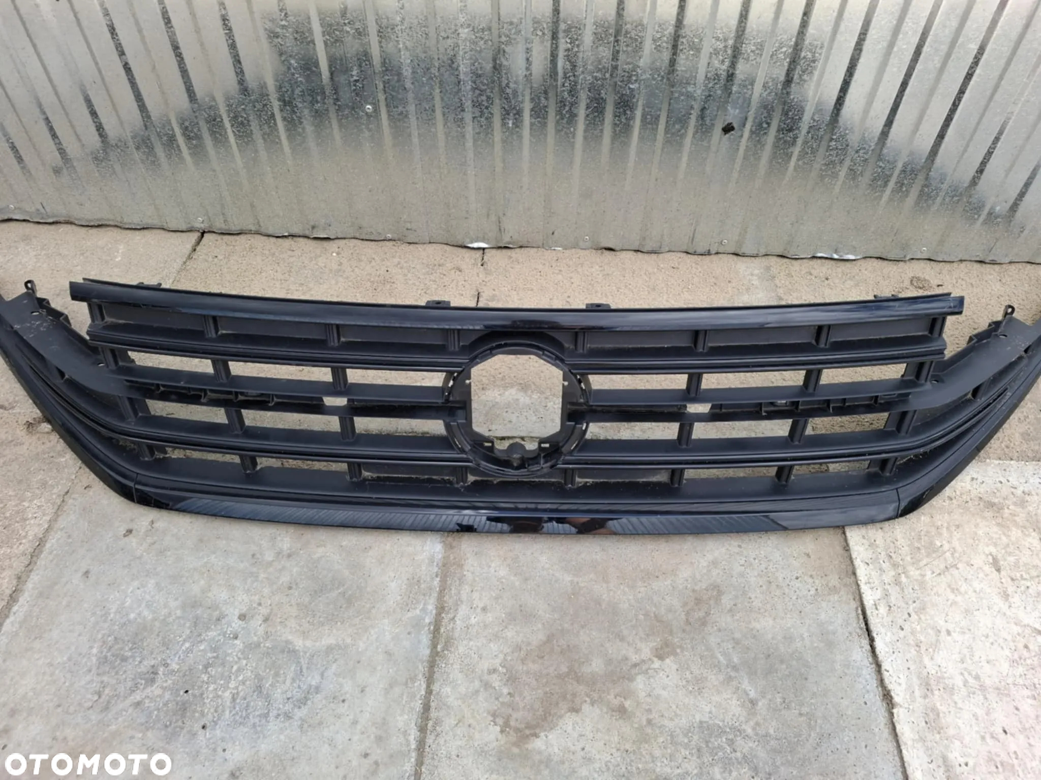 GRILL PRZEDNI PRZÓD VW TOUAREG 760 LIFT R LINE ŁADNY - 2