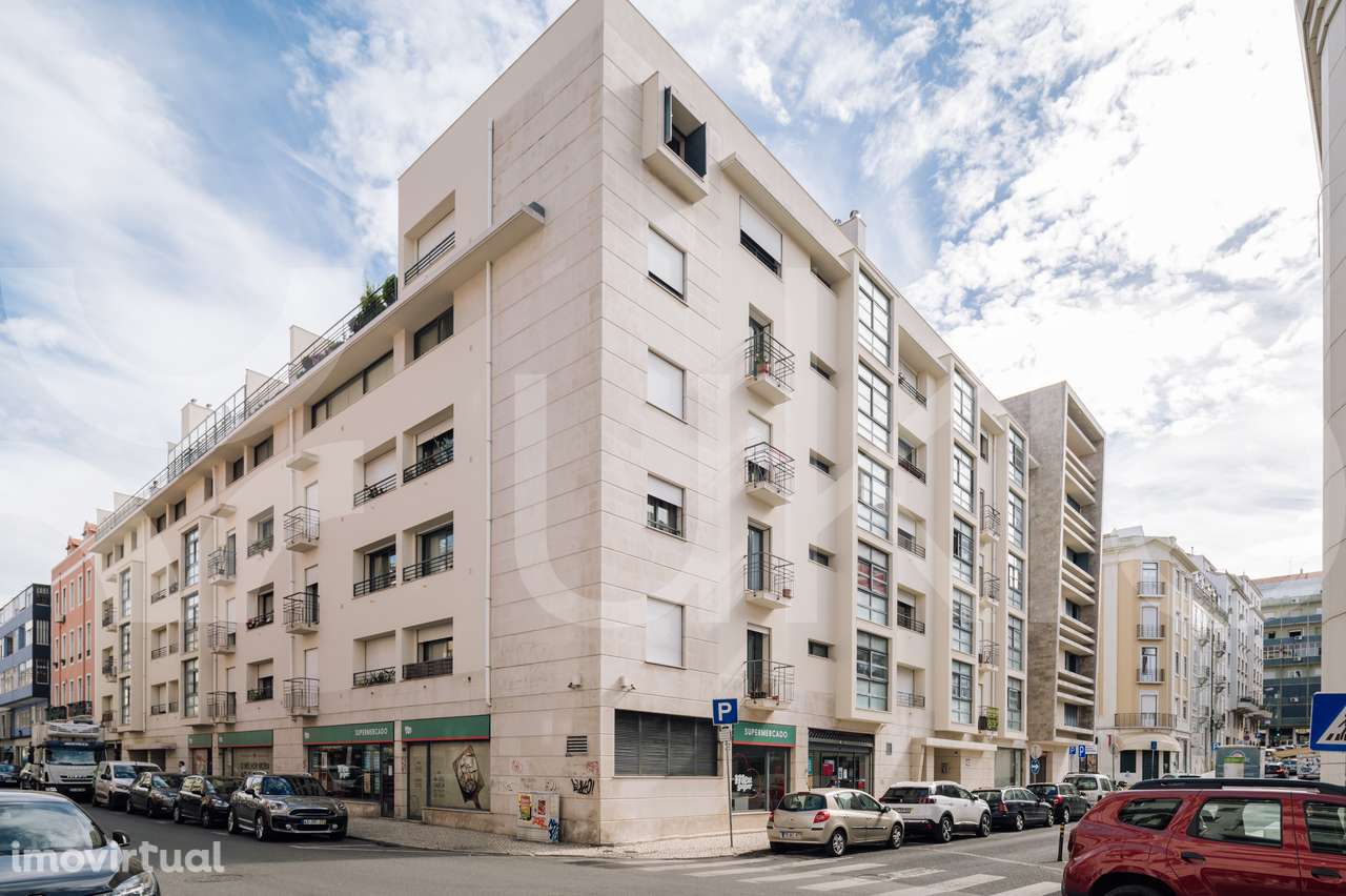 Apartamento T2 com varanda na Alameda Praça do Chile - Almirante Reis - Grande imagem: 3/23