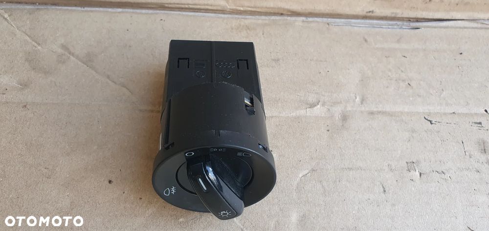 Przełącznik włącznik świateł VW UP 6R0941531B - 2