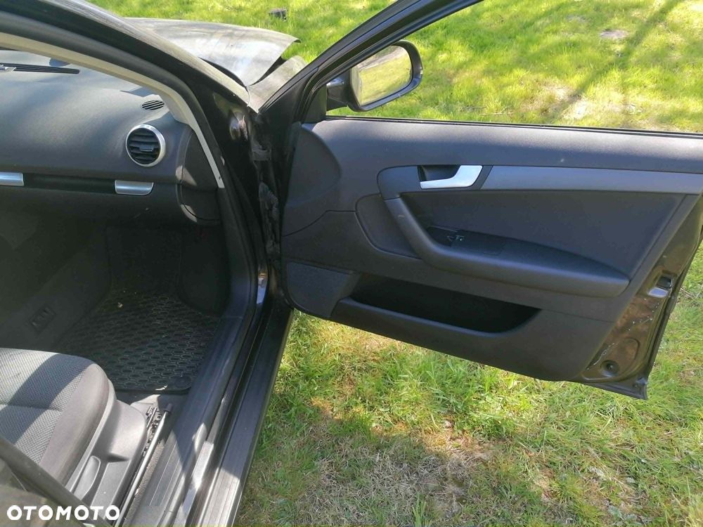 Audi A3 Sportback 2.0 TDI DPF Ambiente - 8