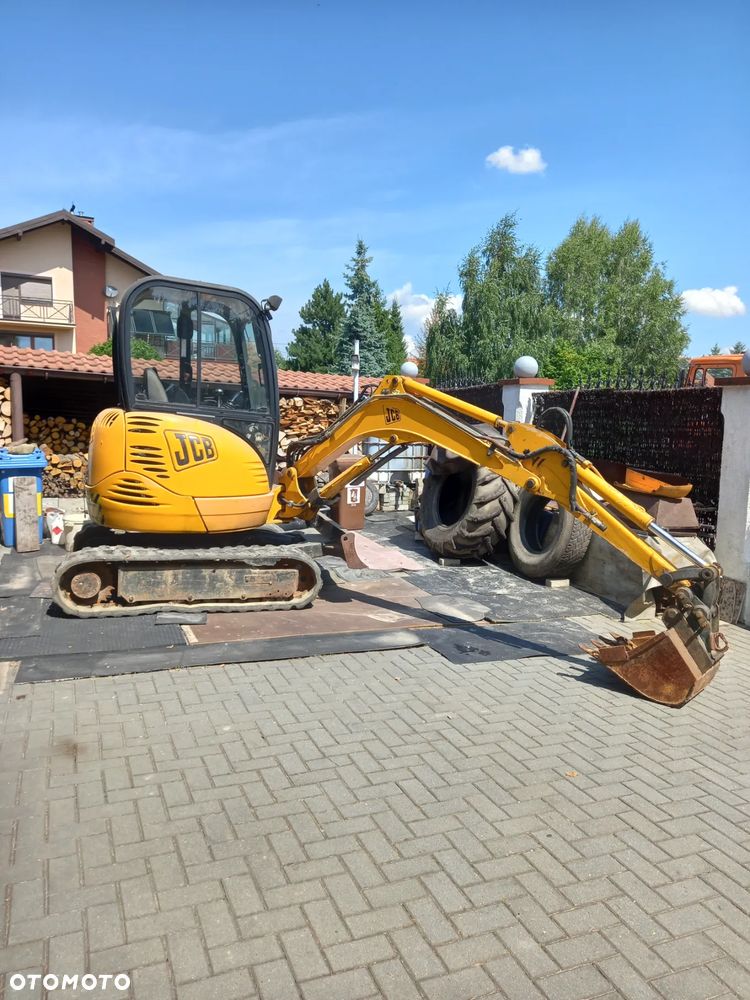 JCB 8025 - 1