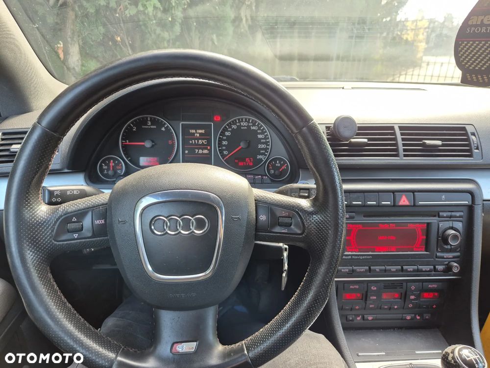 Audi A4 Avant 2.0 TDI DPF - 5