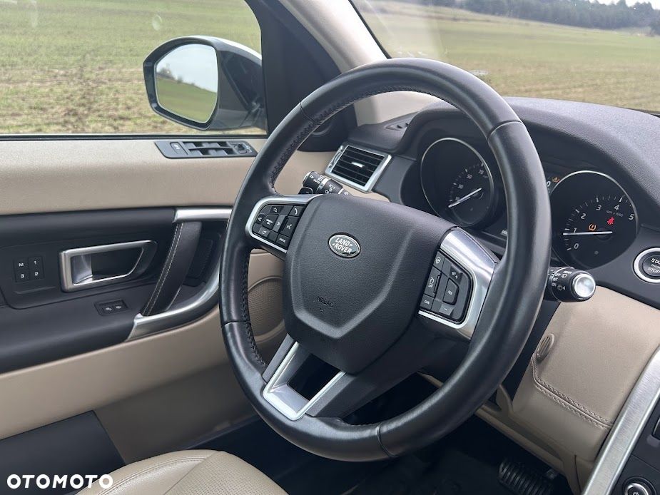 Land Rover Discovery Sport - 25