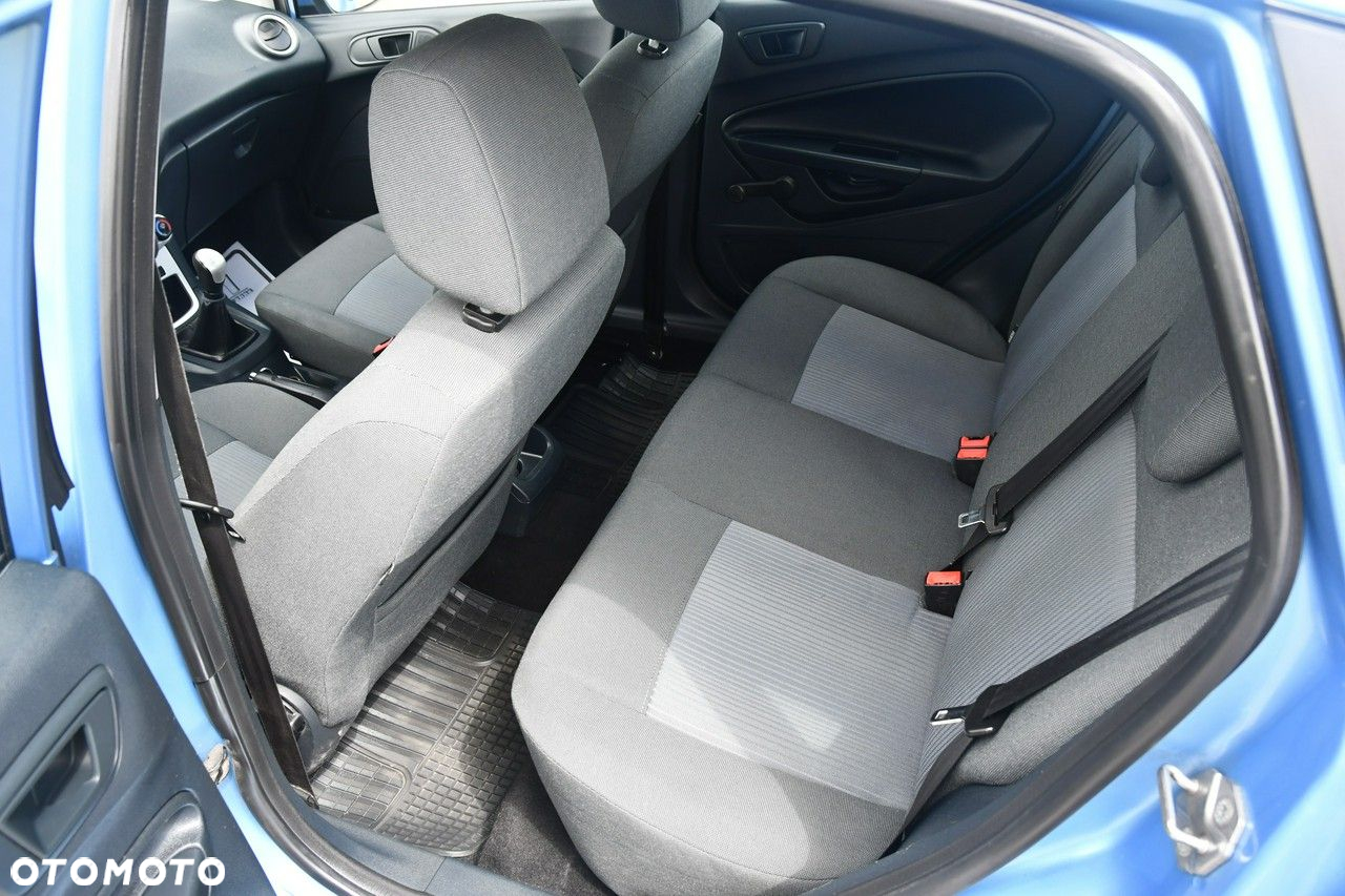 Ford Fiesta - 17