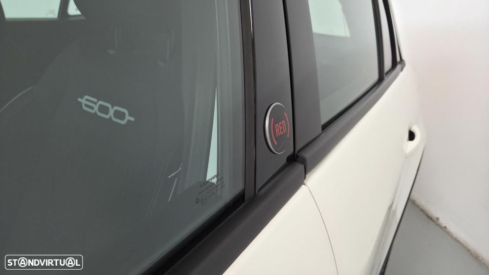 Fiat 600e 54 kWh (RED) - 23