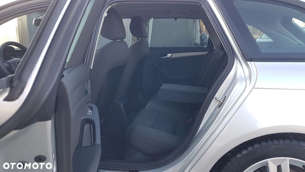 Audi A4 Avant 1.8 TFSI Attraction - 24