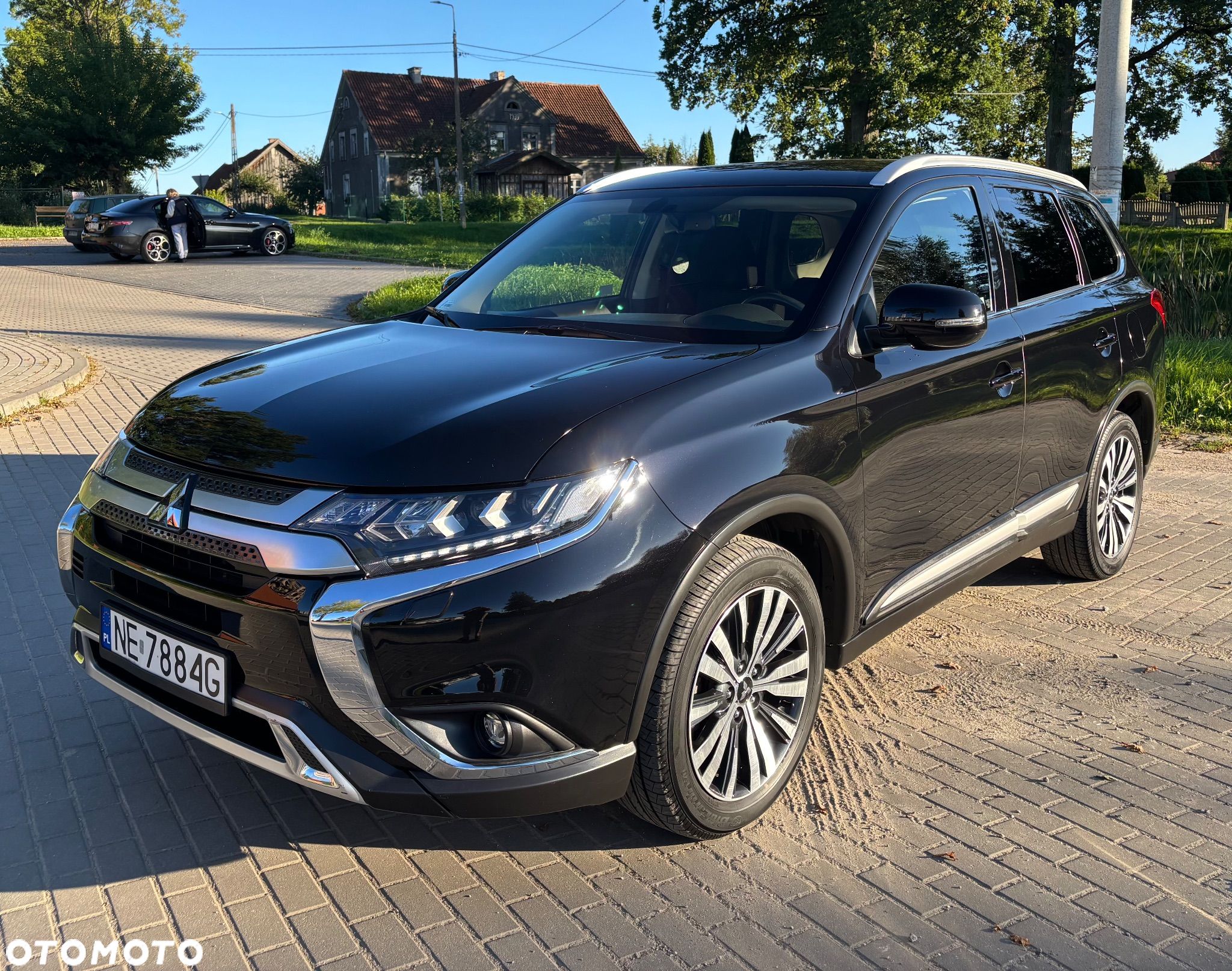 Mitsubishi Outlander 2.0 Intense 2WD CVT - 1