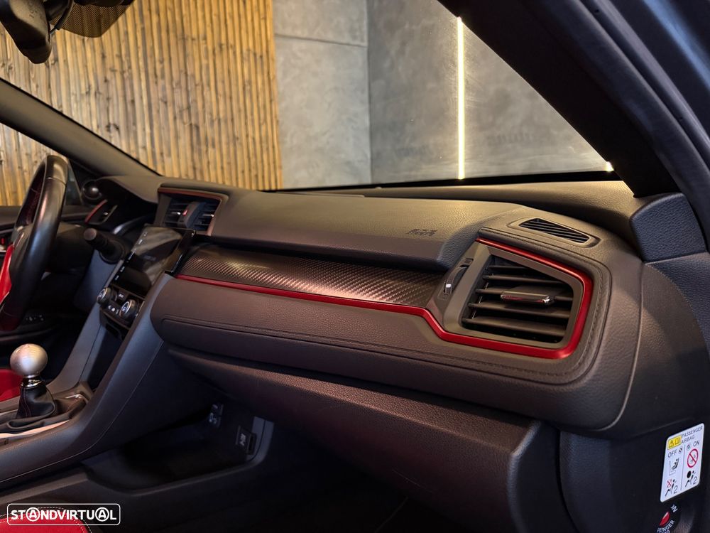 Honda Civic 2.0 VTEC Turbo Type R GT - 23