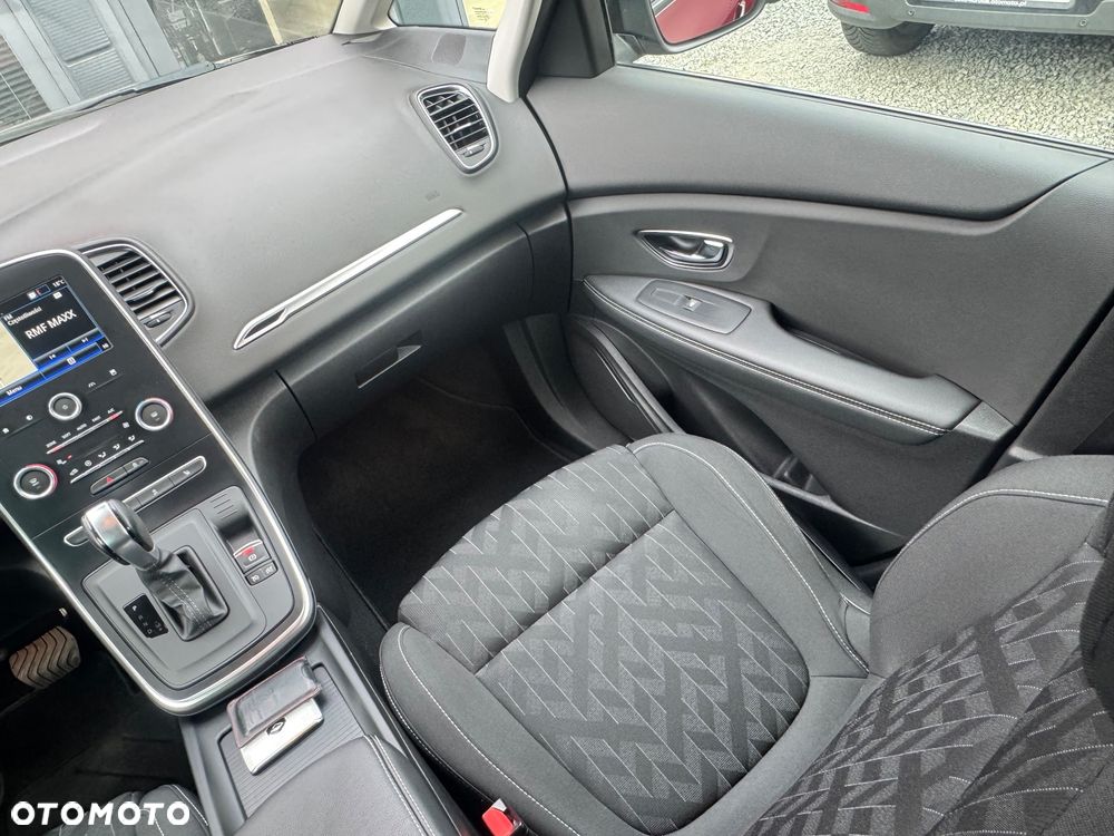 Renault Scenic - 24