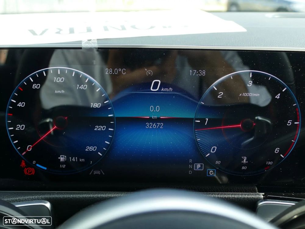 Mercedes-Benz GLB 180 d AMG Line - 20