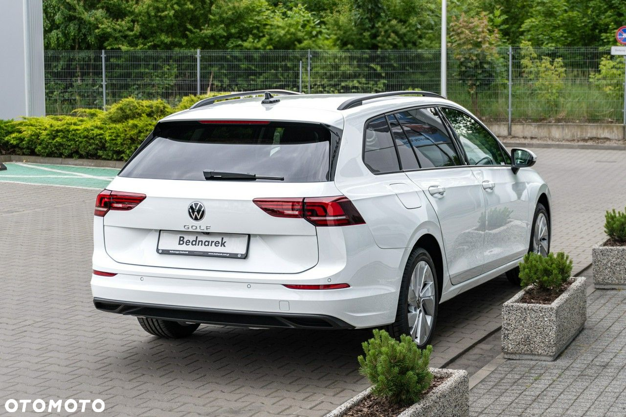 Volkswagen Golf - 12