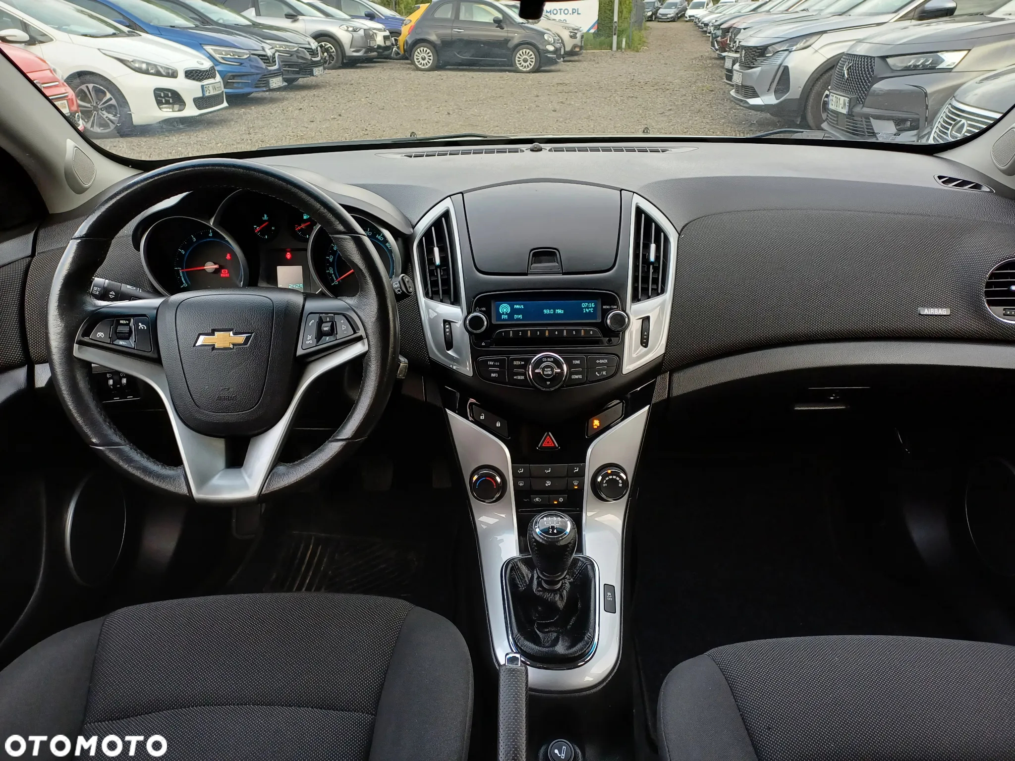 Chevrolet Cruze Station Wagon 1.6 LS+ - 15