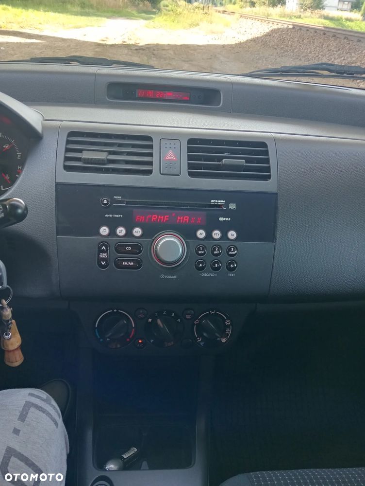 Suzuki Swift 1.3 GC (klm) - 10