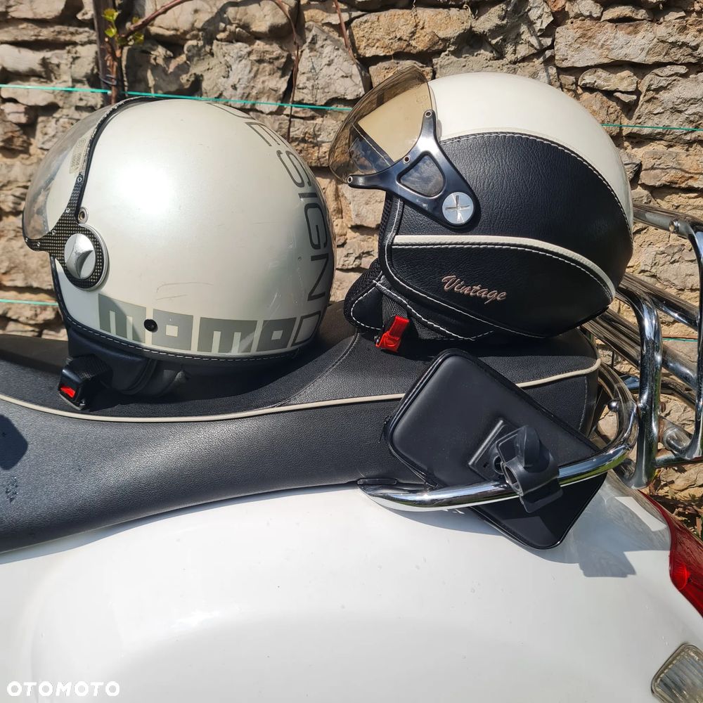 Piaggio Vespa - 10
