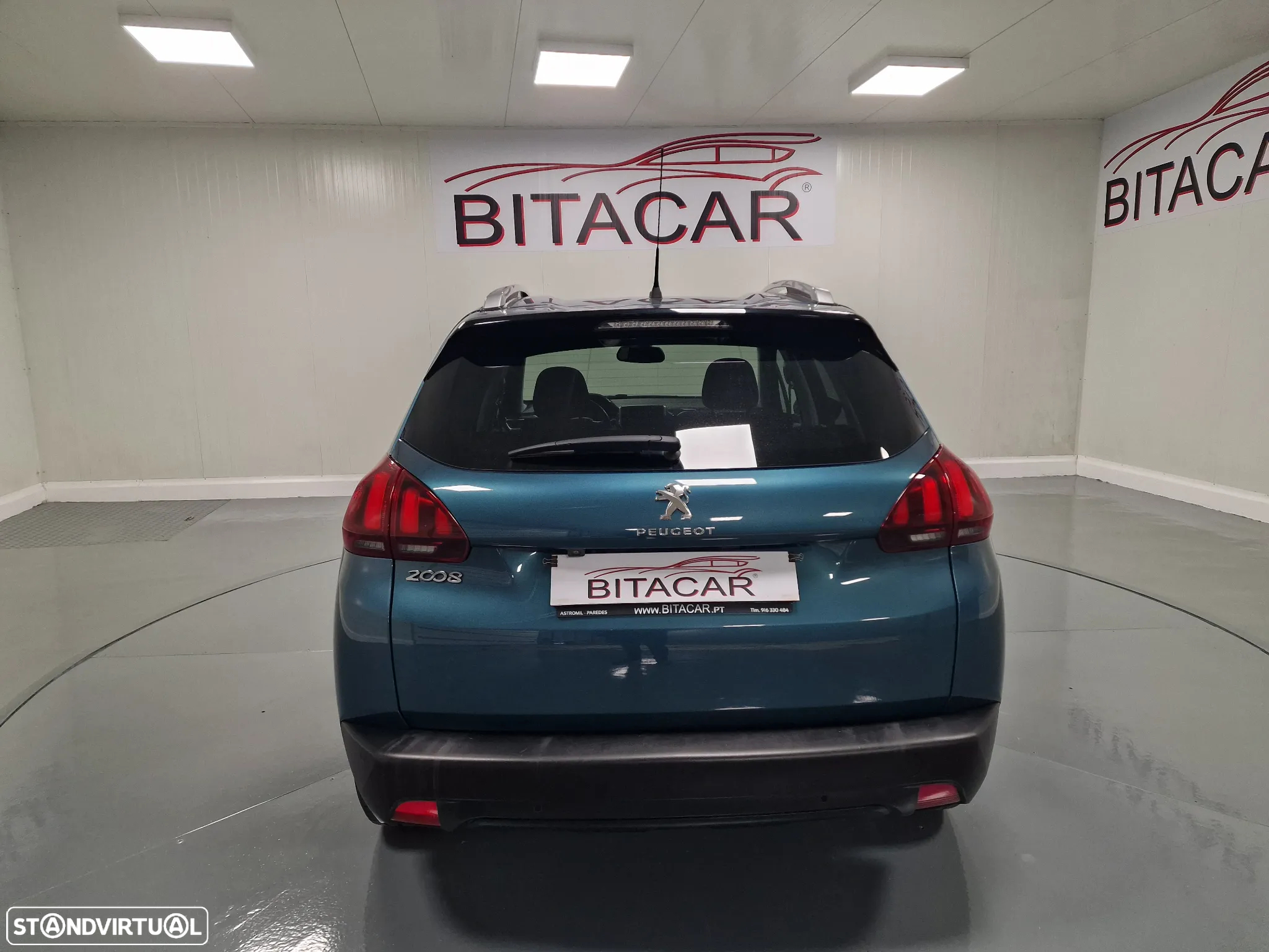 Peugeot 2008 1.2 PureTech Style - 20