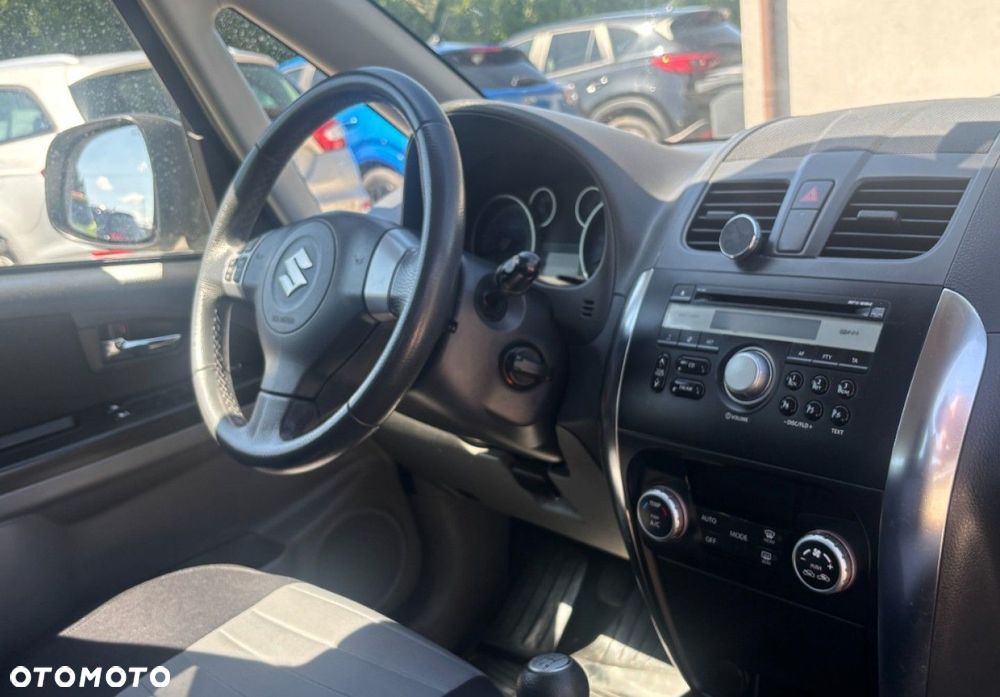 Suzuki SX4 - 9