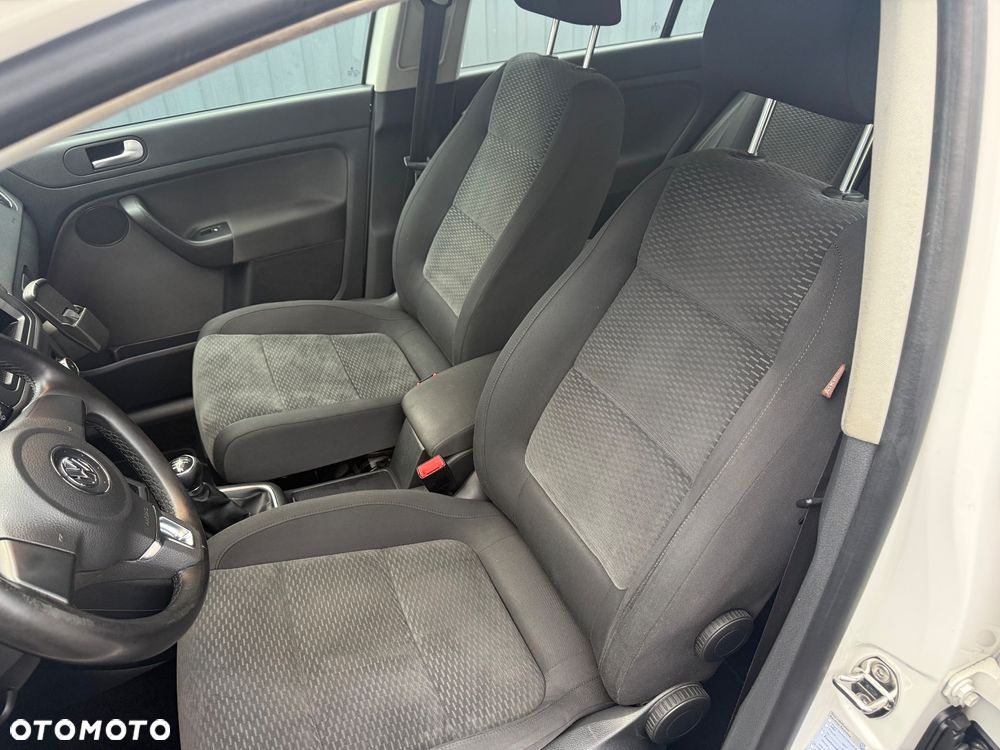 Volkswagen Golf Plus 2.0 TDI Comfortline - 14