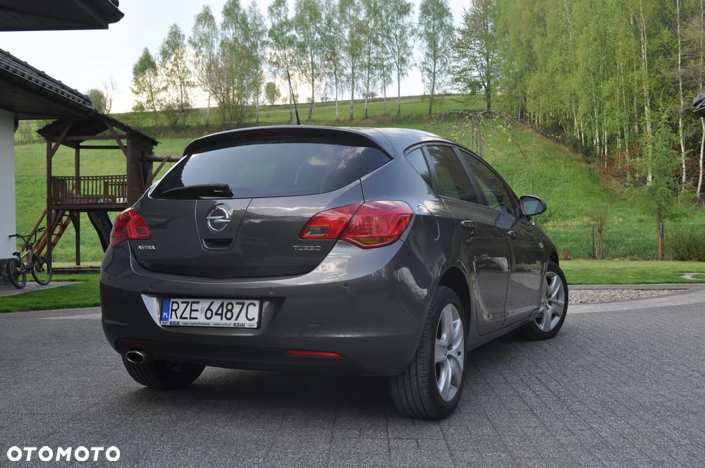 Opel Astra 1.4 Turbo Cosmo - 9
