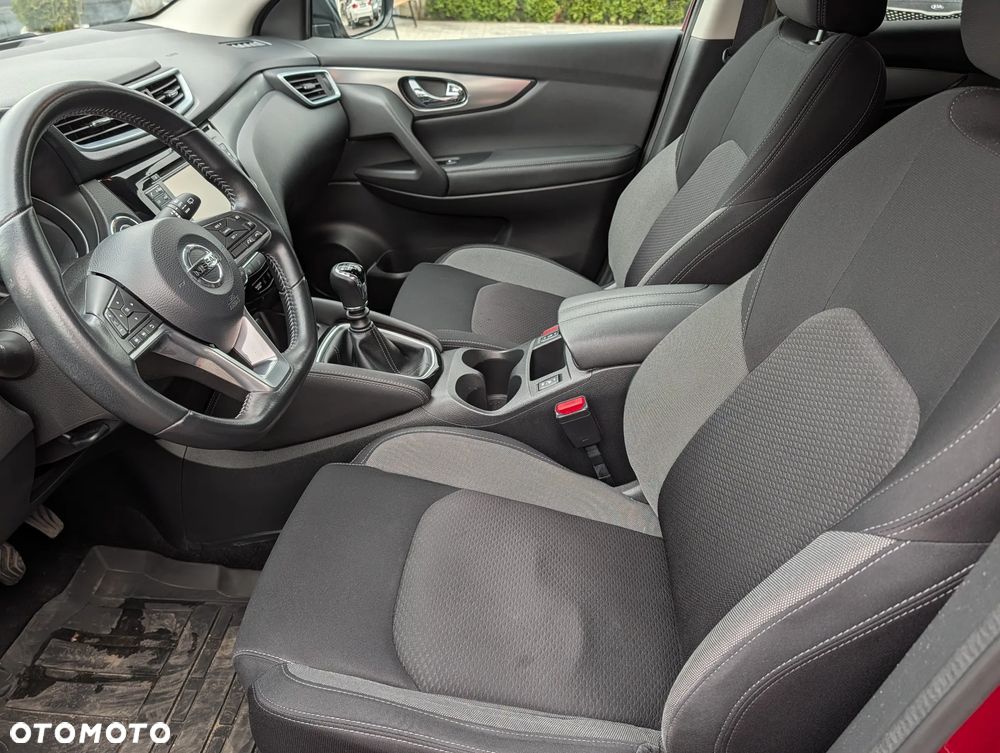 Nissan Qashqai 1.5 dCi N-Connecta - 17