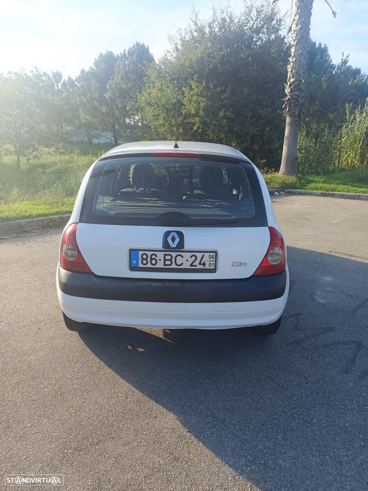 Renault Clio 1.5 dCi Pack Authentique - 3