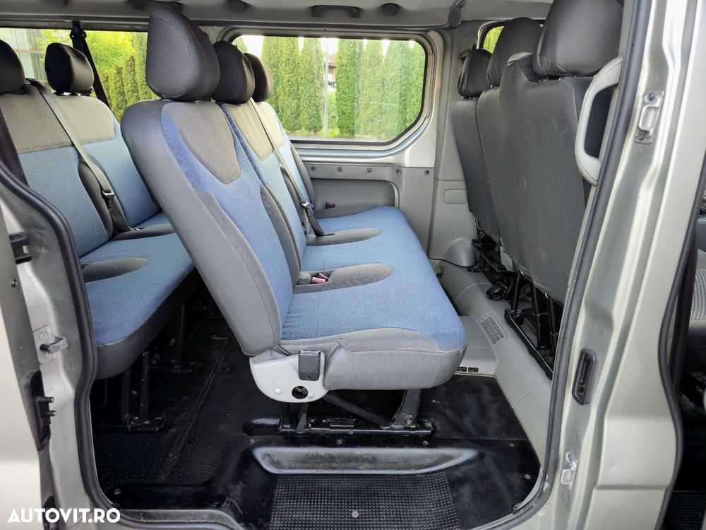Renault Trafic Passenger L1H1 Authentique - 9