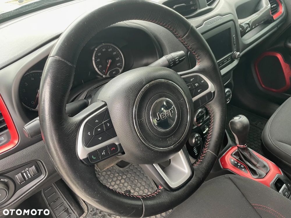 Jeep Renegade - 14