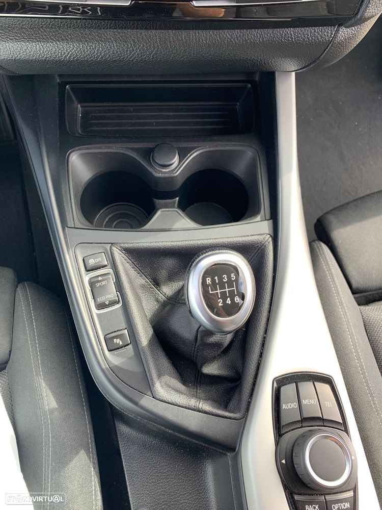 BMW 116 d EDynamics Line Sport - 32