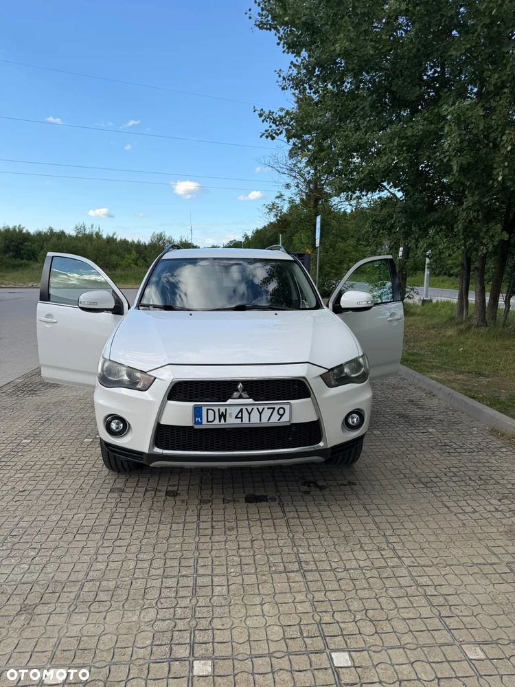 Mitsubishi Outlander 2.2 DI-D 4WD Intense - 3