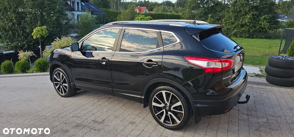 Nissan Qashqai 1.6 dCi TEKNA+ - 23