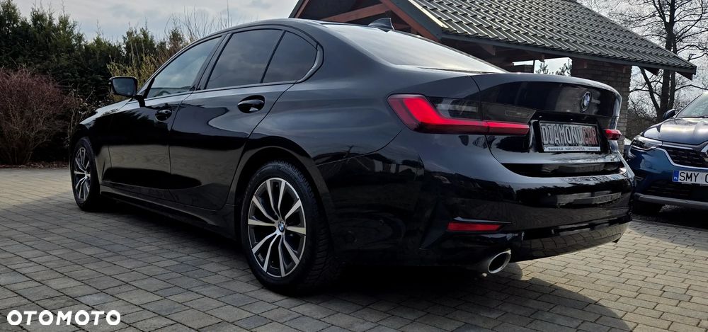 BMW Seria 3 320d xDrive Sport Line Shadow sport - 22