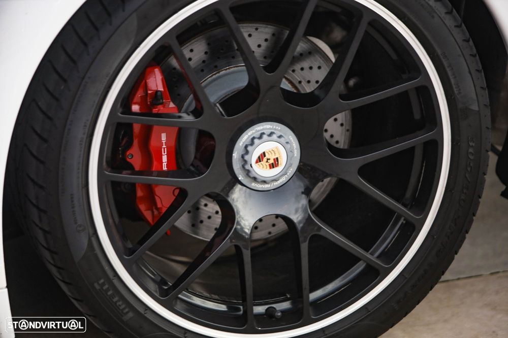 Porsche 911 (997) Carrera GTS PDK - 41