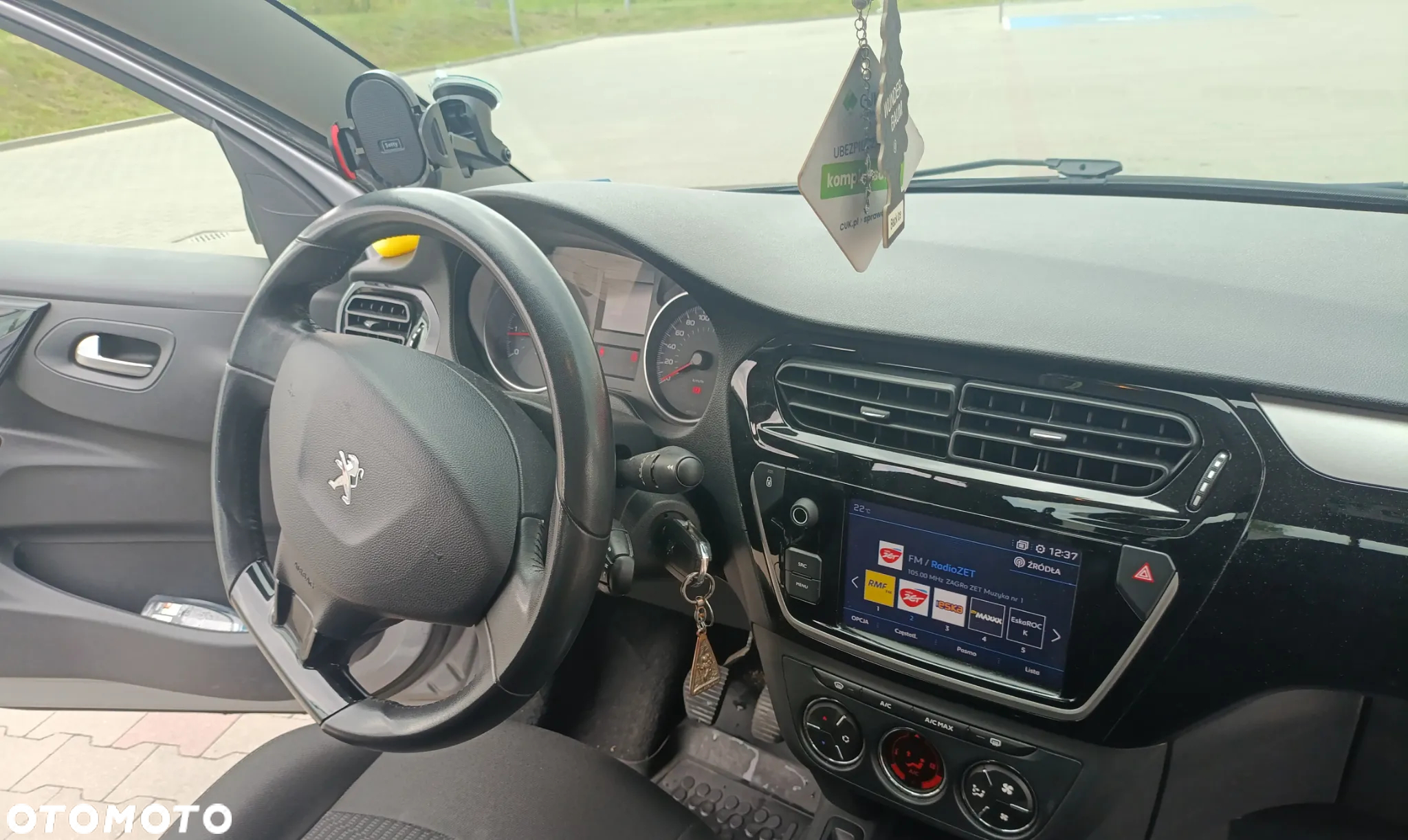 Peugeot 301 1.6 VTi Allure - 17