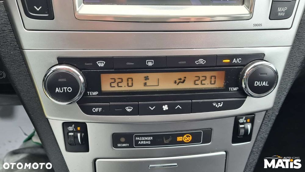 Toyota Avensis - 17