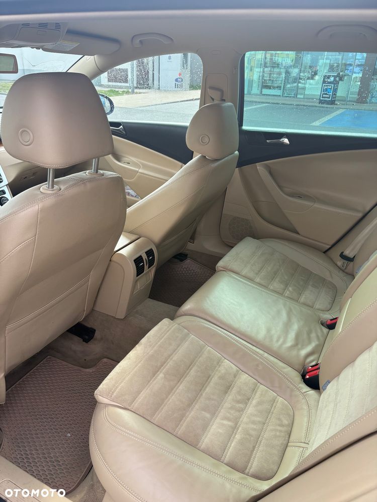 Volkswagen Passat - 10