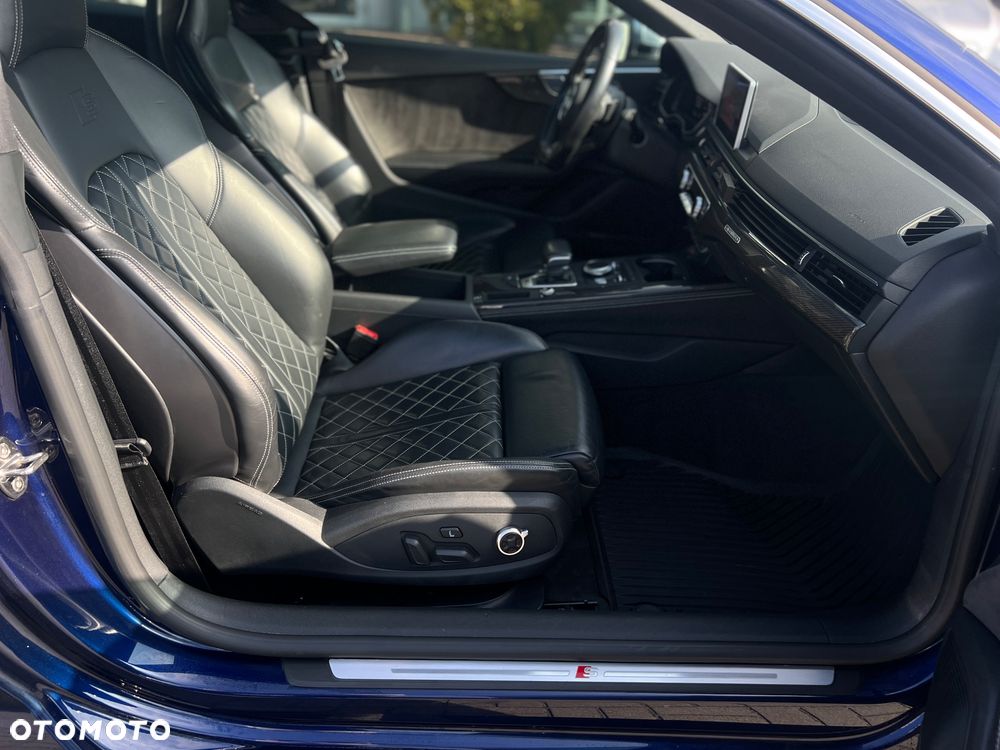 Audi S5 Coupé - 8