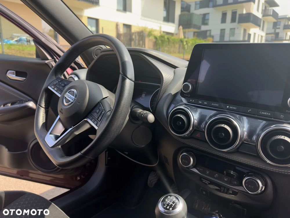 Nissan Juke 1.0 DIG-T N-Connecta - 31