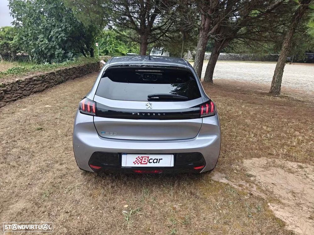 Peugeot e-208 50 kWh Allure Pack - 11